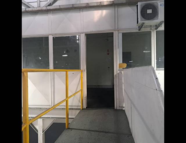 INDUSTRIAL PROPERTY TO RENT IN SIDWELL